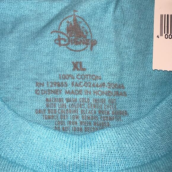 Disney Parks Frozen Themed Anna "profile pic vs tagged pic" plus size T-shirt XL - Picture 4 of 4